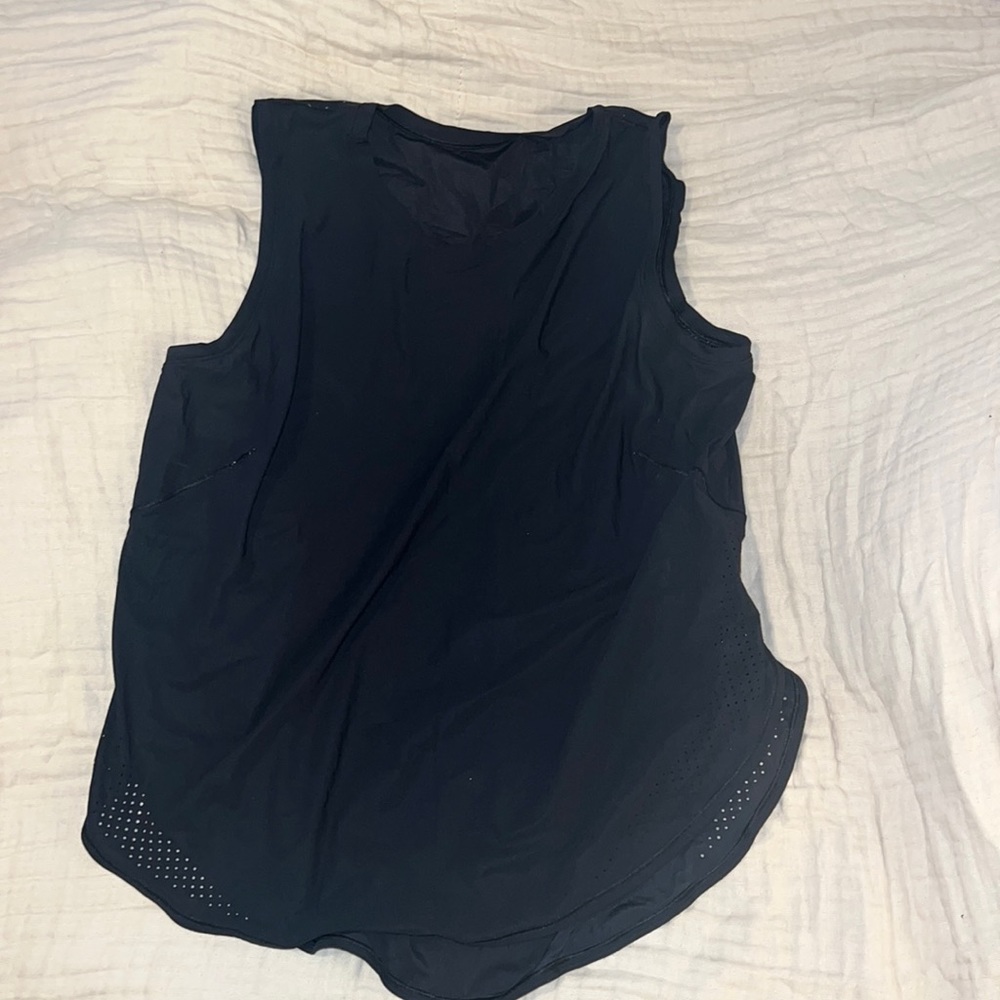 Lululemon black tank top